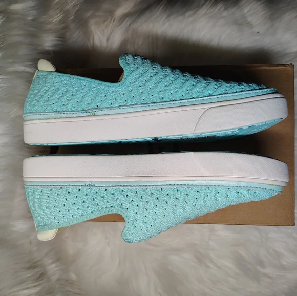 UGG Girls Caplan Slip-On Shoes - Picture 7 of 10